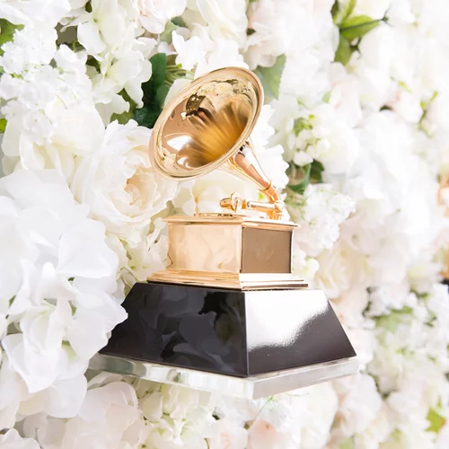 Τι θα περιλαμβάνει η gift bag των φετινών βραβείων Grammy;