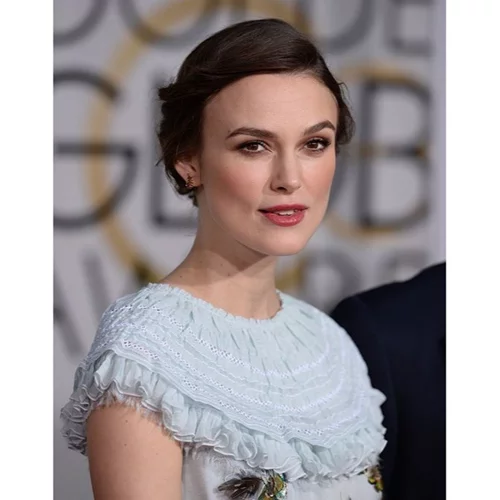 Keira Knightley | Γιατί επιλέγει πάντα να παίζει σε ταινίες εποχής;