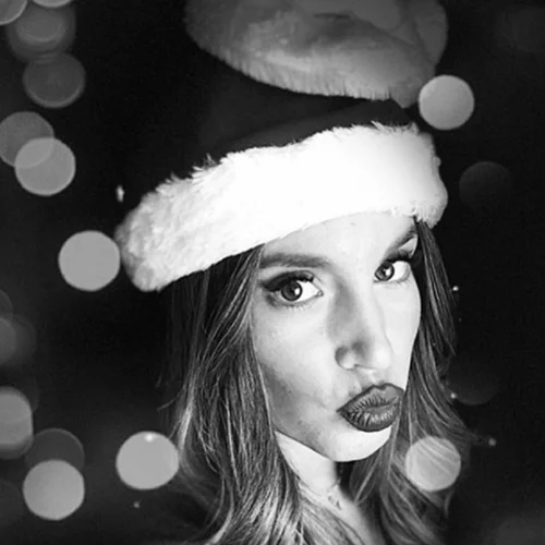 Αθηνά Οικονομάκου | Ρεβεγιόν μαζί με την Βάσω Λασκαράκη