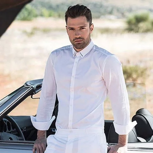 Κωνσταντίνος Αργυρός | Βόλτα στο Κολωνάκι μαζί με όμορφη συνοδό