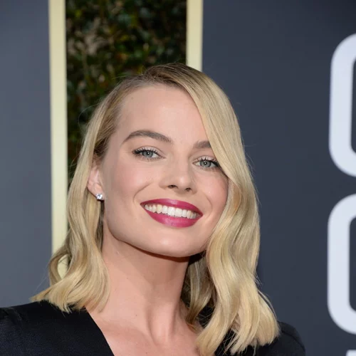 Margot Robbie | Ένα απολαυστικό challenge προσωπικών ερωτήσεων