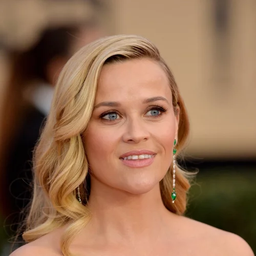 Reese Witherspoon | Καθάρισε το αστέρι της στο Hollywood Walk of Fame