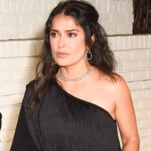 Salma Hayek | Λαμπερή εμφάνιση με κοσμήματα Έλληνα σχεδιαστή!