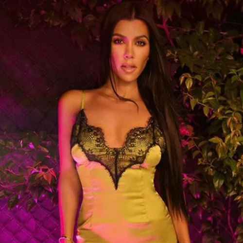 Το ελληνικό brand που λατρεύει η Kourtney Kardashian και επιλέγει και στις διακοπές της