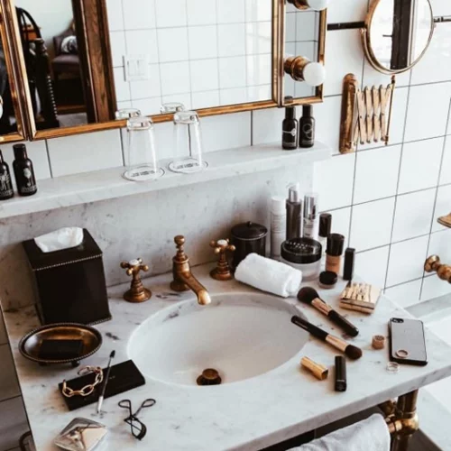 Πώς να βγάλεις την καλύτερη beauty φωτογραφία στο μπάνιο σου