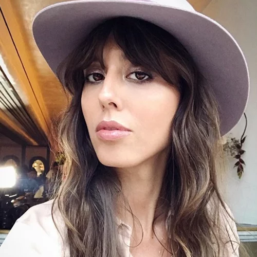 Το απόλυτο beauty girl έχει τώρα τη δική της συλλογή μακιγιάζ!