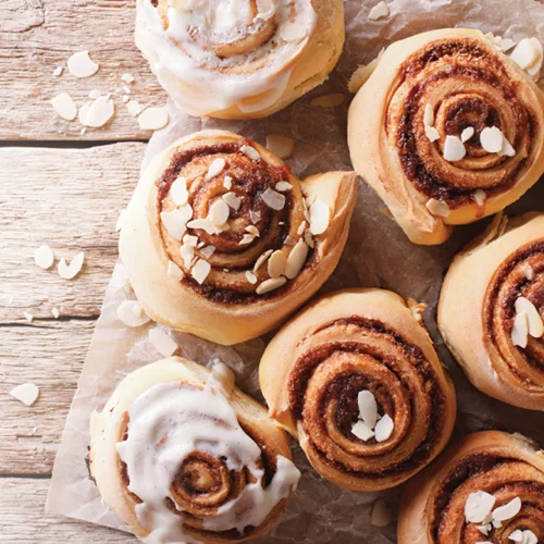Το πιο γρήγορο γλυκάκι: Φτιάξε τα viral cinnamon rolls με τορτίγια