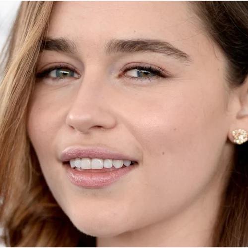 Το trick για *τέλεια* απαλά χείλη που χρησιμοποιούν όλες οι stars του Hollywood και τώρα ξέρουμε και εμείς!