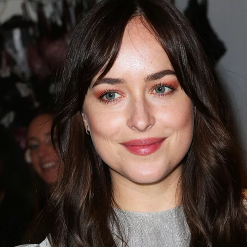 Dakota Johnson | Ο τελευταίος της ρόλος της οδήγησε στο ντιβάνι του ψυχολόγου!