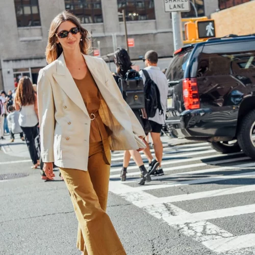 5 σακάκια που θα κάνουν κάθε outfit να μοιάζει ακριβό!