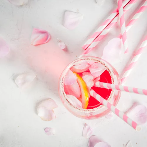 Η νέα τάση για το μενού του γάμου σου δε θέλει αλκοόλ και γαλακτοκομικά