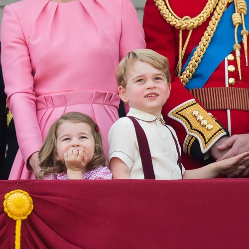 Τι ορίζει το βασιλικό πρωτόκολλο για το βασιλικό μωρό;