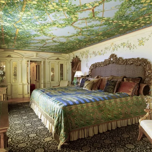 Versace | Η βίλα του μεταμορφώθηκε σε πολυτελές ξενοδοχείο!