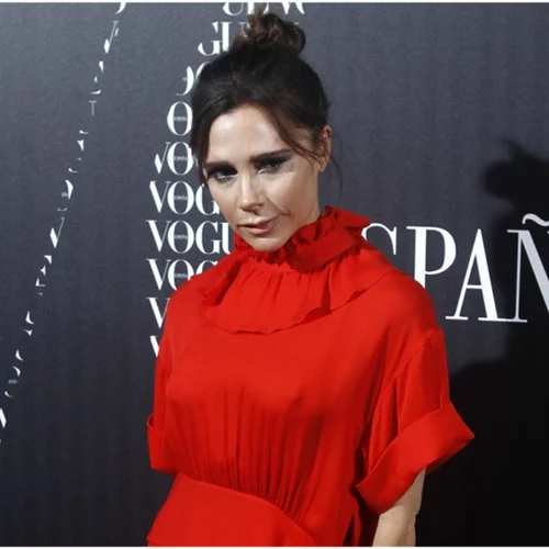 Μήπως ο συνδυασμός κόκκινο-μωβ είναι ο καλύτερος που μπορείς να κάνεις;