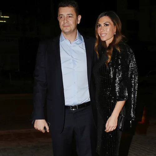 Ιωάννα Μπούκη | Βόλτα με τον Αντώνη Σρόιτερ και τις κόρες τους