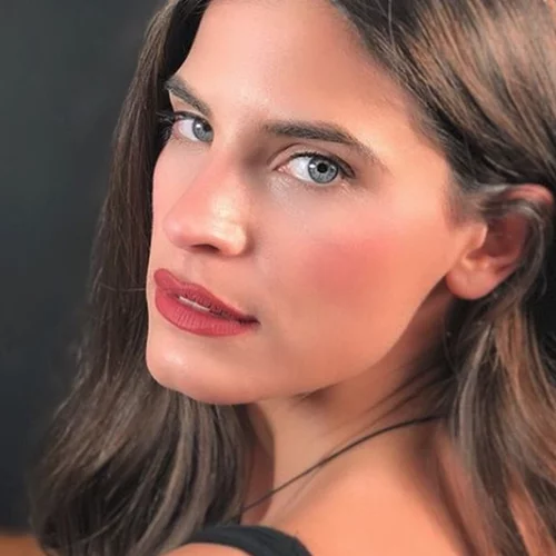 Χριστίνα Μπόμπα | Η καρδιά της ανήκει στην Κούβα!