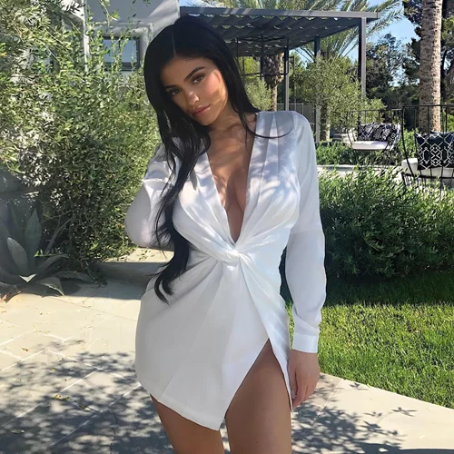 Kylie Jenner | Μετά την Kim ασπάστηκε και εκείνη το bob hair trend