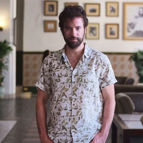 Κωστής Μαραβέγιας | Ανέβασε φωτογραφία της Τόνιας Σωτηροπούλου από την Κούβα