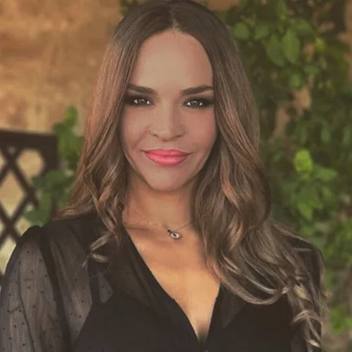 Νικολέττα Καρρά | Οι φωτογραφίες από την παιδική ηλικία και το μήνυμα!