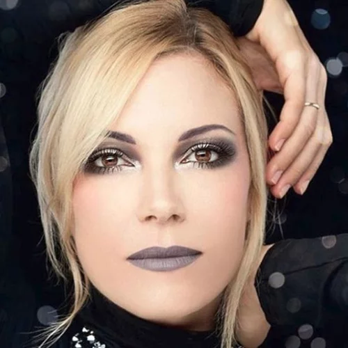 Βίκυ Καγιά | Το δώρο του Ηλία Κρασσά για την γιορτή του Αγίου Βαλεντίνου