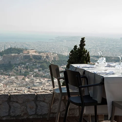 Καθαρά Δευτέρα με την πιο ονειρεμένη θέα της Αθήνας