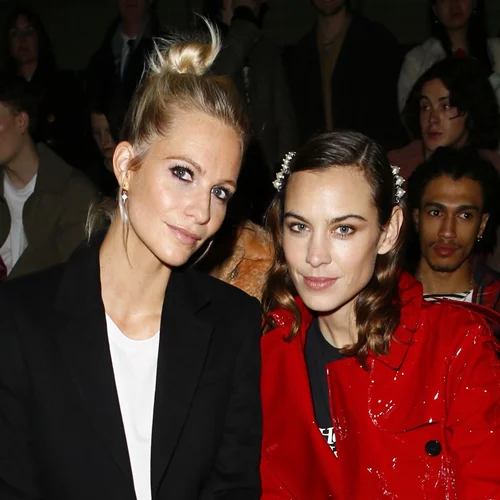 Το beauty στην 1η γραμμή: Γιατί τα κορίτσια του front row κάτι παραπάνω ξέρουν!