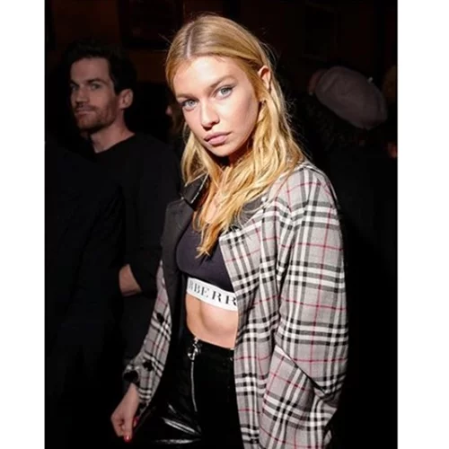 Burberry | Αλλάζει το κλασσικό καρό του οίκου για καλό σκοπο
