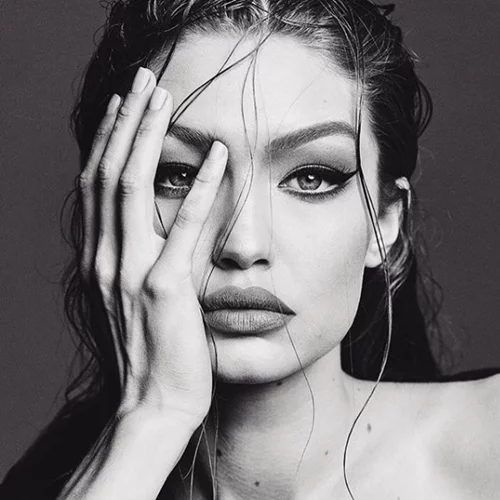Gigi Hadid | Και όμως, υπάρχει σωσίας της - και είναι εξίσου εντυπωσιακή!