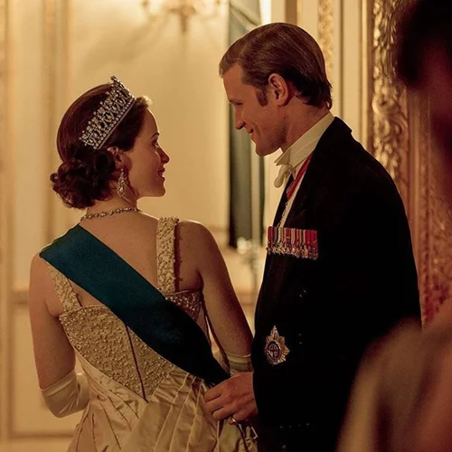 The Crown | Η ιστορία της Diana που δεν μπορούσε να πιστέψει η Emma Corrin