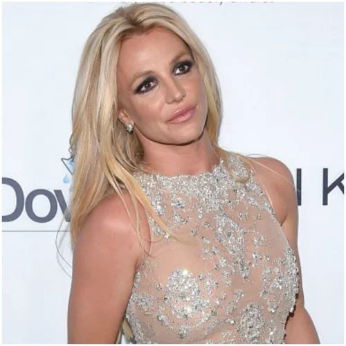 Η Britney Spears λανσάρει την δική της σειρά ρούχων