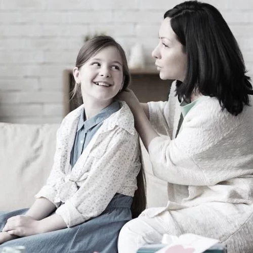 Λόγια που γαληνεύουν τα παιδιά και τα σμίγουν με τους γονείς – ένα παράδειγμα