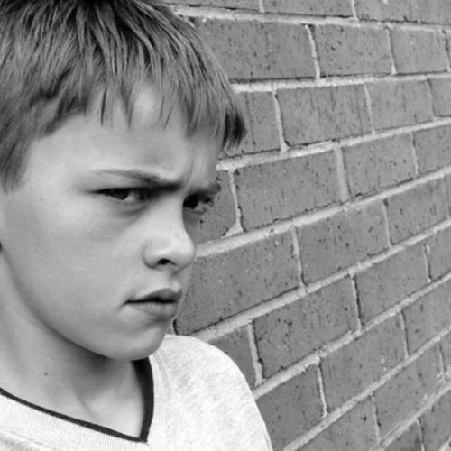 Είναι όντως τα παιδιά μας τόσο «δύσκολα» ή τα έχουμε κάνει εμείς;