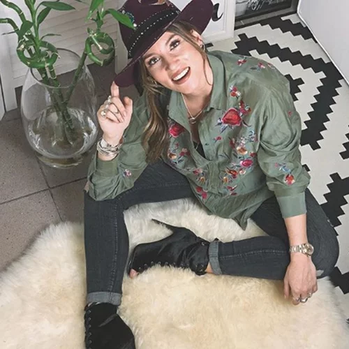 Αθηνά Οικονομάκου | Ανυπομονεί για το καλοκαίρι και την γέννα!