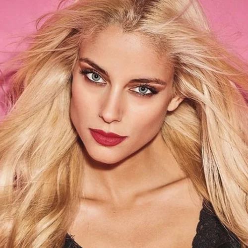 Δούκισσα Νομικού | Το δώρο που την έκανε να λιώσει