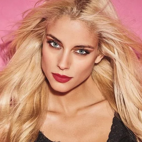 Δούκισσα Νομικού | Αυτός είναι ο λόγος που δεν μας έδειξε ποτέ την φουσκωμένη κοιλίτσα της