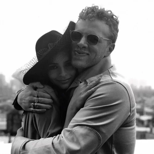 Emily Ratajkowski | Αποκάλυψε με ποιο τρόπο έγινε η πρόταση γάμου!