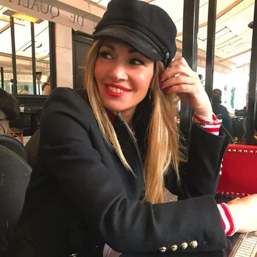 Ελένη Πετρουλάκη | Για shopping με τις 4 κόρες της!