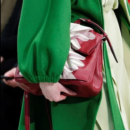 Υπέροχοι χρωματικοί συνδυασμοί που είδαμε στο show του Valentino