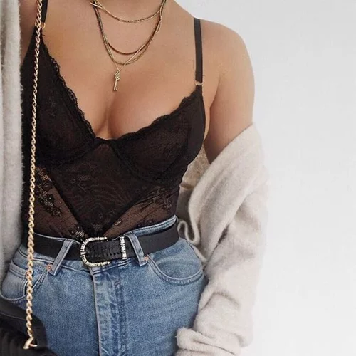 Το απόλυτο βραδινό top του 2018 είναι και το πιο τολμηρό!