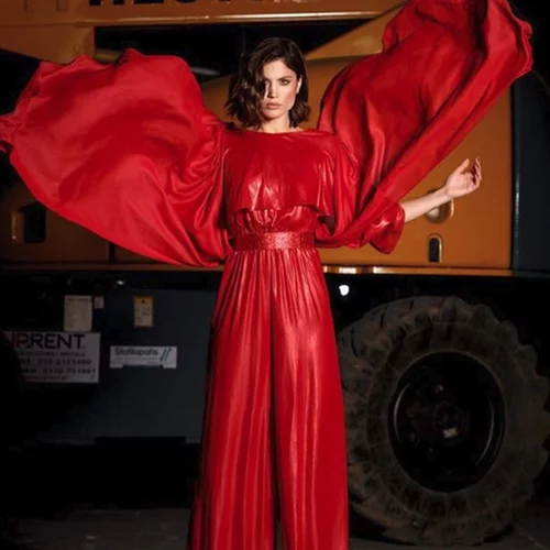 Μαίρη Συνατσάκη | Στο κρεβάτι χωρίς ίχνος μακιγιάζ!