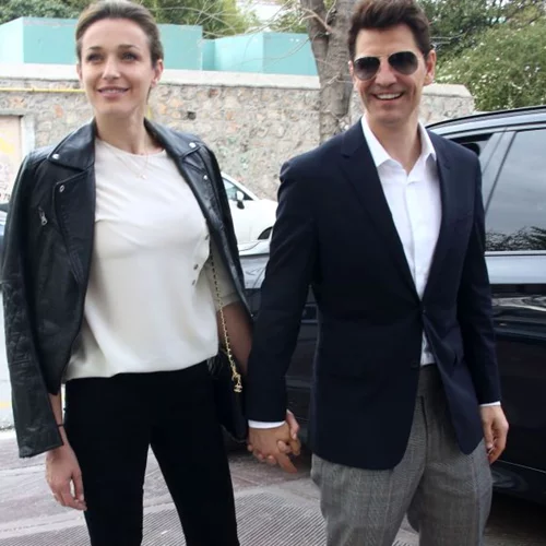 Σάκης Ρουβάς & Κάτια Ζυγούλη | Ρομαντική βόλτα στην Κηφισιά