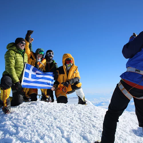 A Woman Can Be: Με στόχο την κατάκτηση των 7 κορυφών!