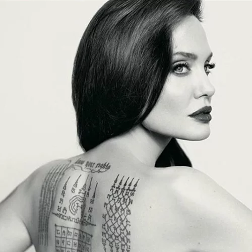 Angelina Jolie | «Λατρεύω που με βλέπω να γερνάω»