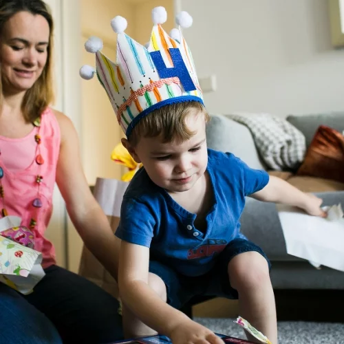 Η ιδιωτική ζωή του παιδιού σου είναι το ίδιο άξια σεβασμού με τη δική σου