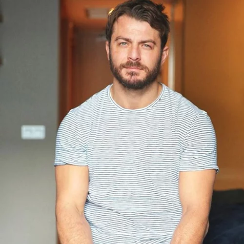 Γιώργος Αγγελόπουλος | Ποζάρει γυμνός και αναστατώνει το Instagram!