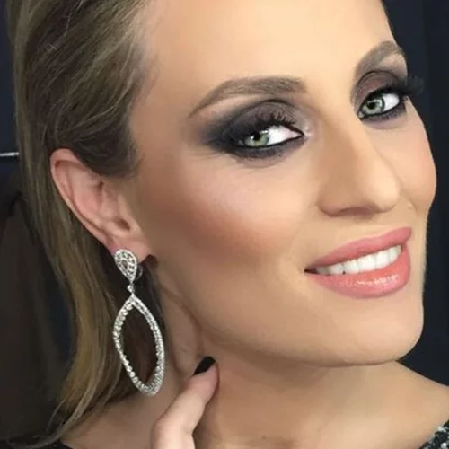 Ελεονώρα Μελέτη | Βόλτα στο κέντρο της Αθήνας λίγο πριν μπει στο μαιευτήριο