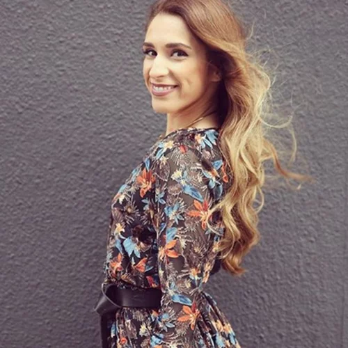 Αντιγόνη Ψυχράμη | Το δώρο της Αθηνάς Οικονομάκου και το "ευχαριστώ"