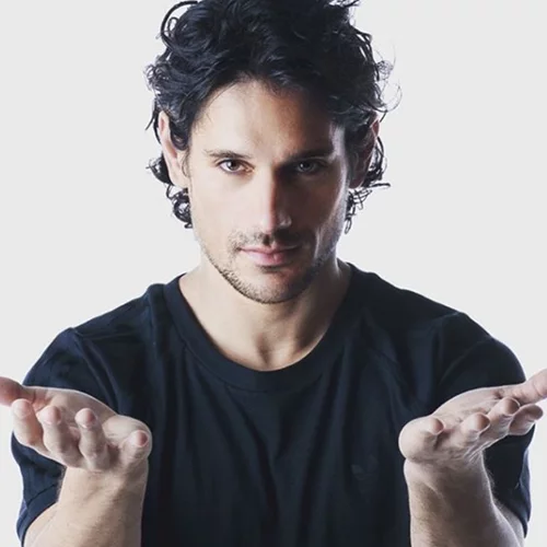 Πάνος Βλάχος | Επιστροφή στην Ελλάδα χωρίς την Ιωάννα Τριανταφυλλίδου!