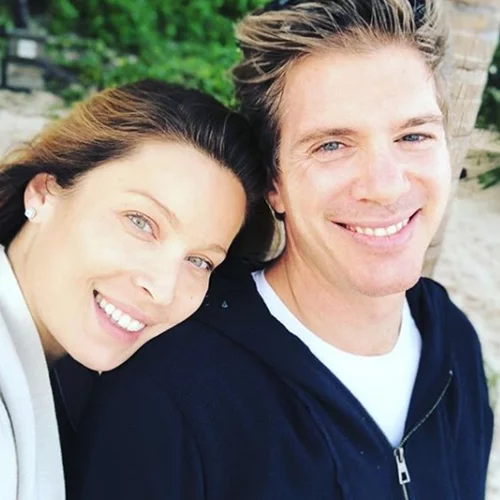 Μαριέττα Χρουσαλά | Τα γενέθλια και το τρυφερό φιλί του Λέοντα Πατίτσα