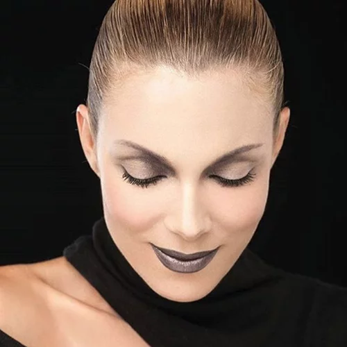 Βίκυ Καγιά | Υποδέχθηκε τον Μάρτιο με τον πιο γλυκό τρόπο